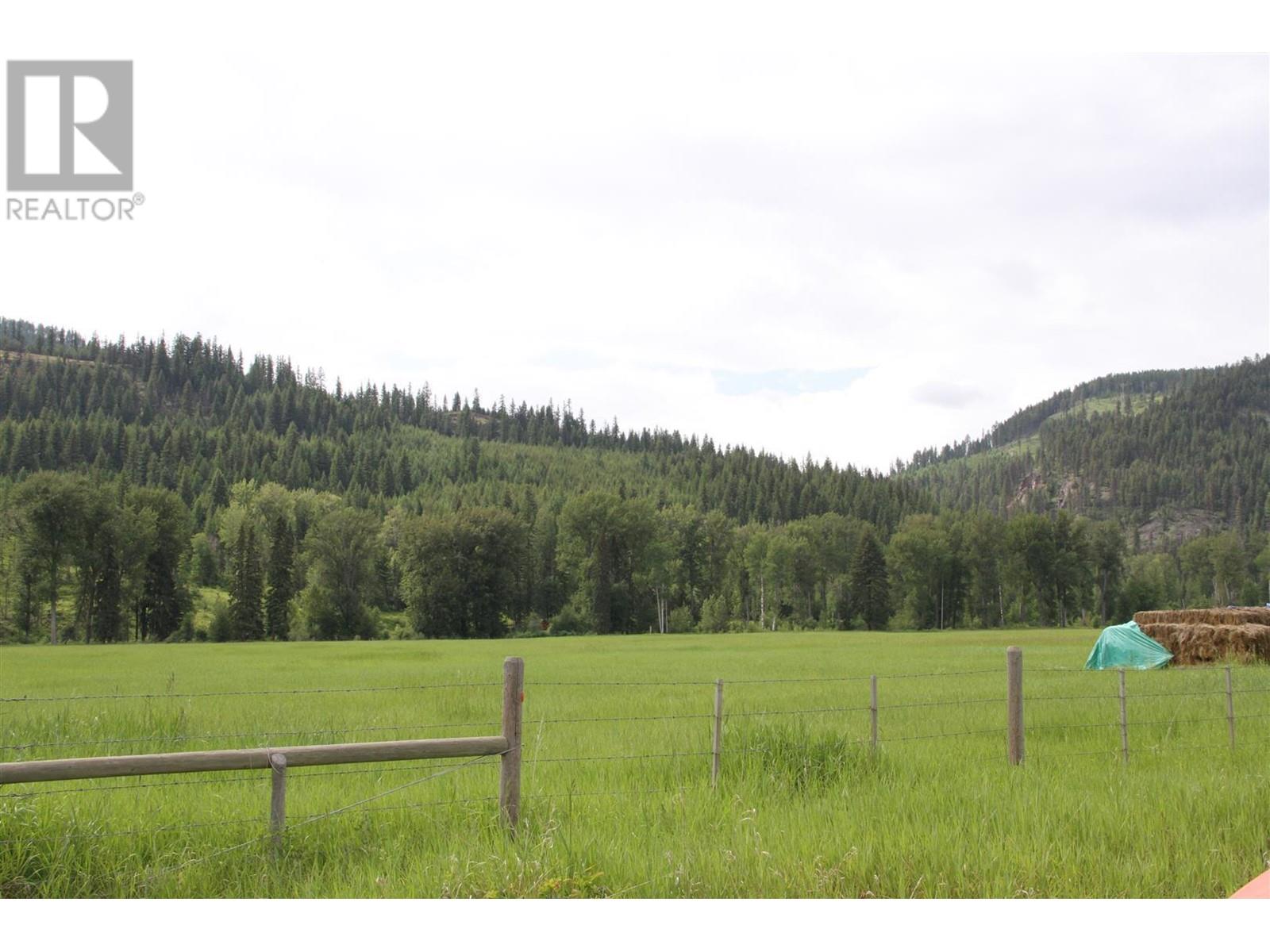 8595 Christian Valley Rd, Westbridge, BC V0H 1Y0