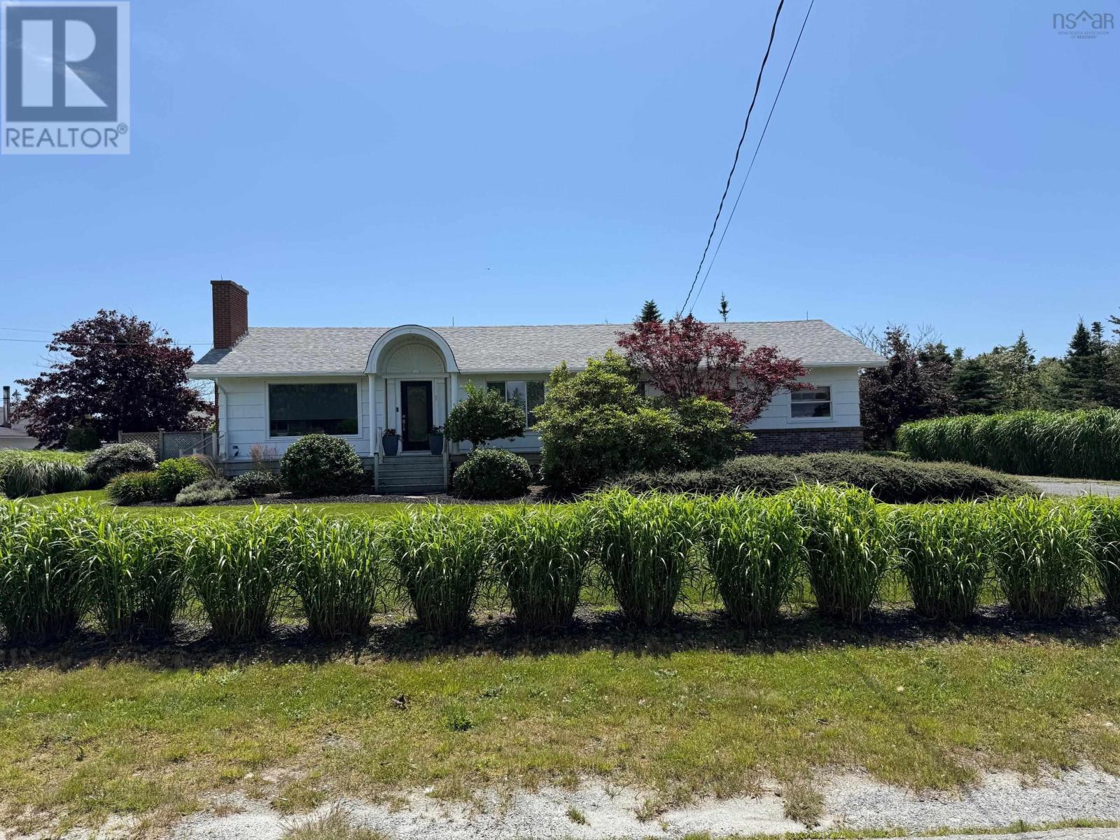 89 Pond Rd, Lower West Pubnico, NS B0W 2C0
