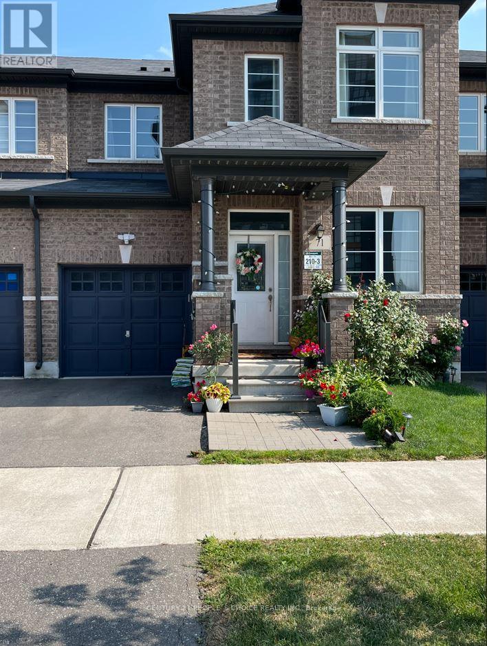 71 Riverwalk Dr N, Hamilton, ON L8B 1X3