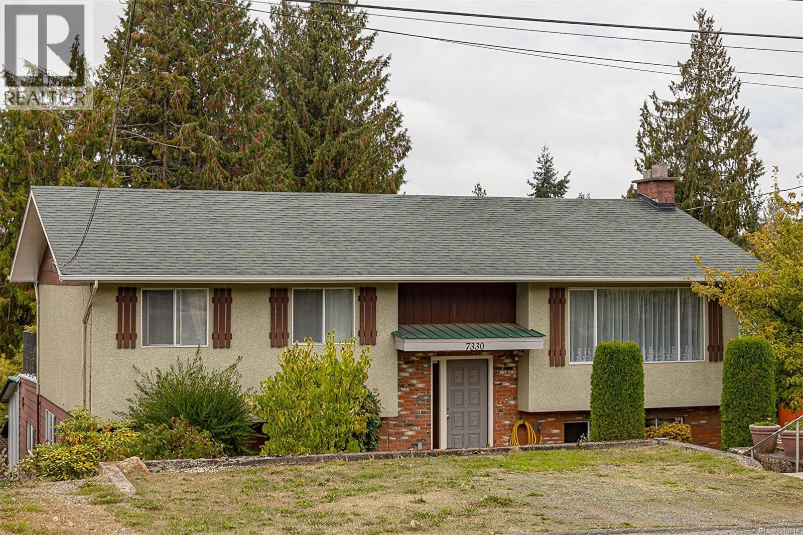 7330 Rossiter Ave SW, Lantzville, BC V0R 2H0