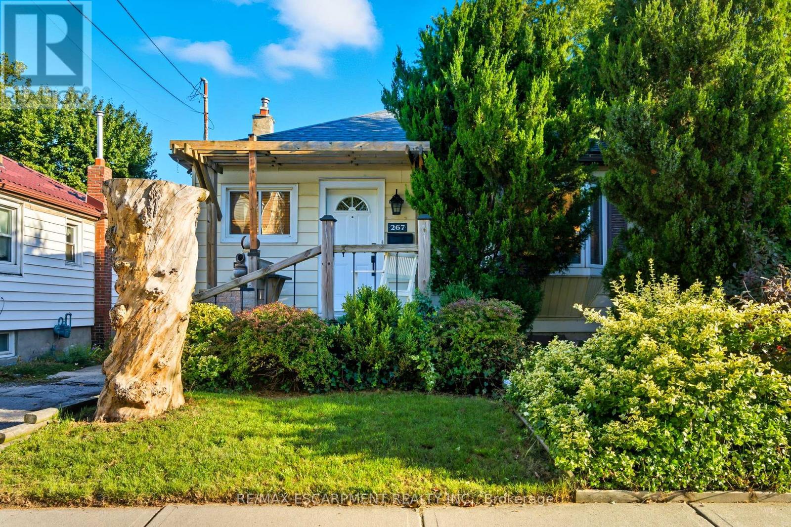 267 Thayer Ave, Hamilton, ON L9A 1J6