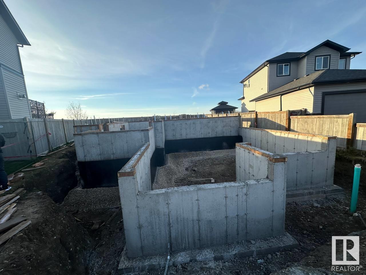 522 Reynalds Wd, Leduc, AB T9E 0S8