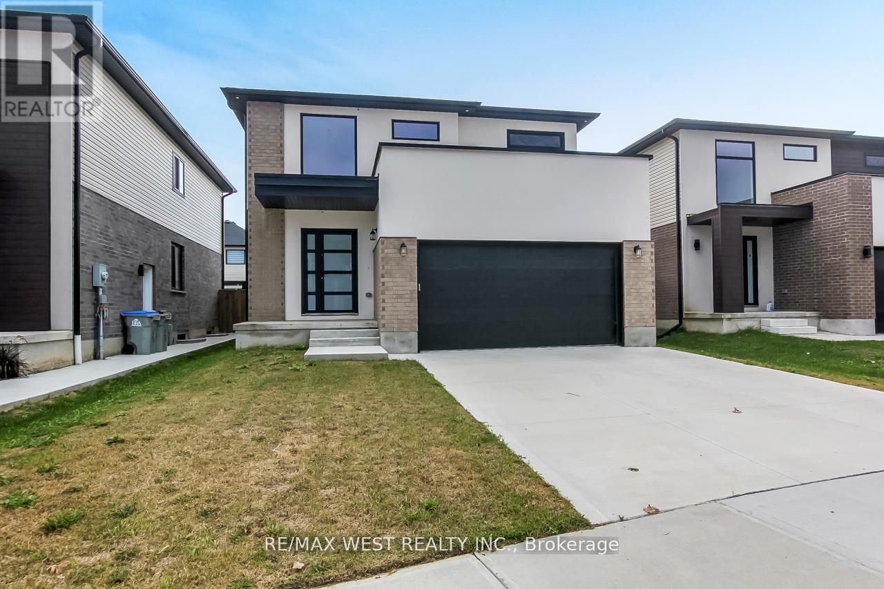 92 Poole Cres, Middlesex Centre, ON N0L 1R0