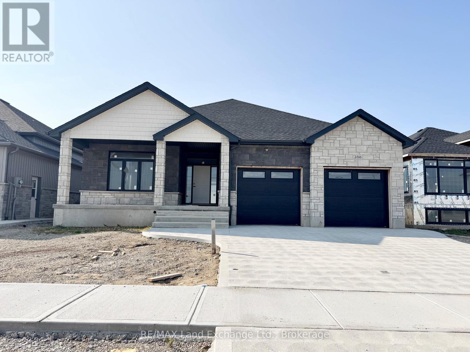 288 Ridge St, Saugeen Shores, ON N0H 2C3