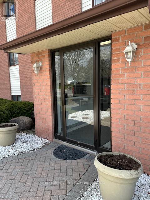 1429 Clearview Dr Ward 2 Dr, Peterborough, ON K9K 1X8