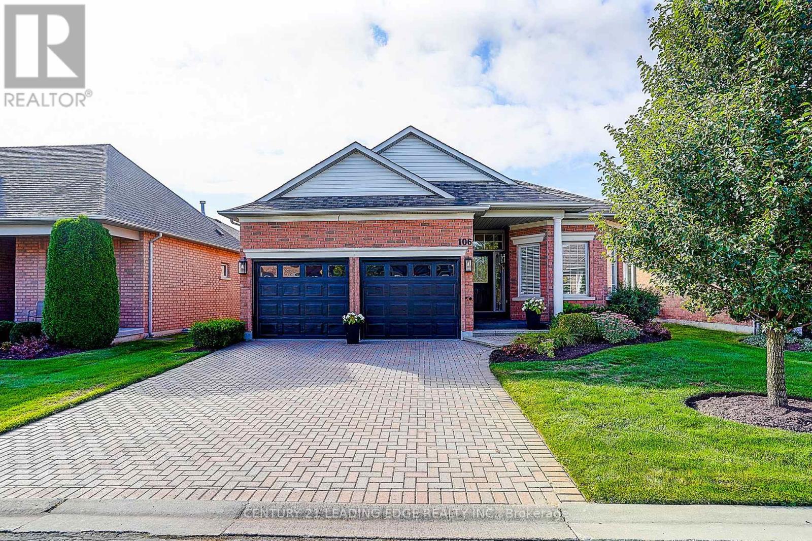 106 Couples Gallery, Whitchurch-Stouffville, ON L4A 1M8
