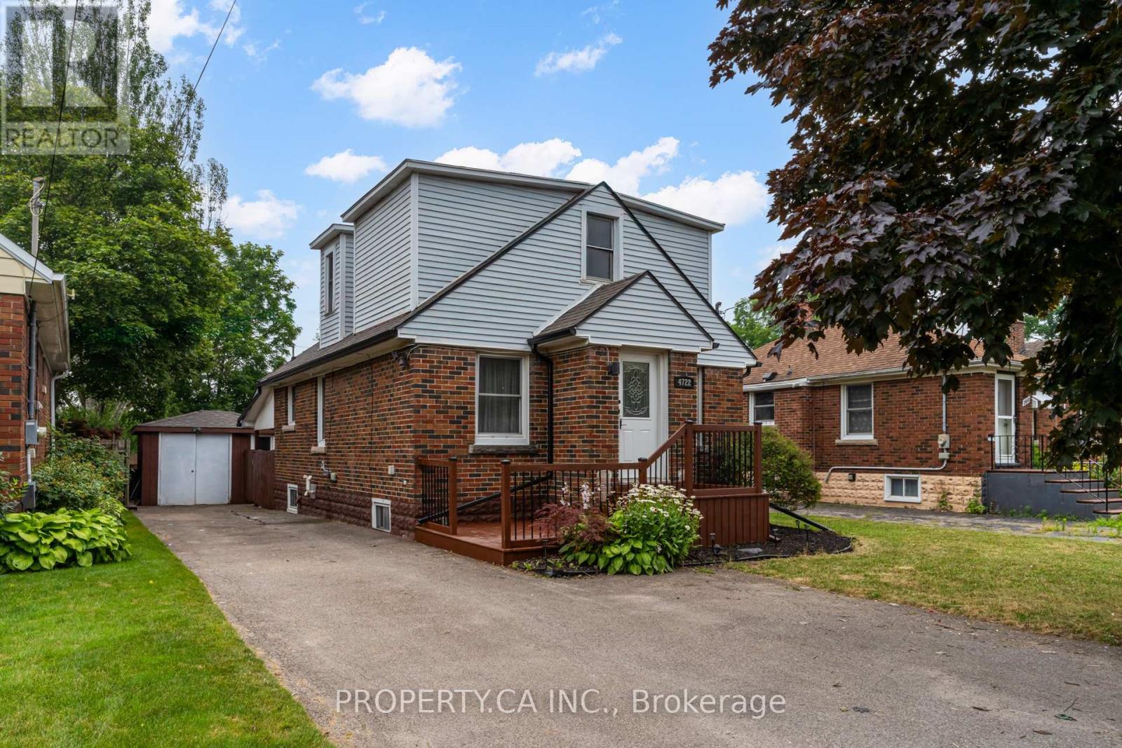 4722 Homewood Ave, Niagara Falls, ON L2E 4Y3
