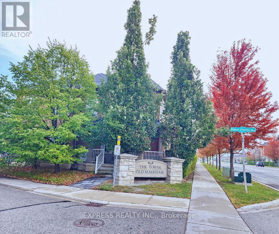 104 Prince Charles Way, Markham, ON L6C 0M7