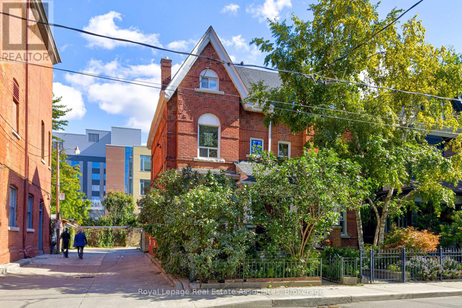 101 Dovercourt Rd, Toronto, ON M6J 3C2