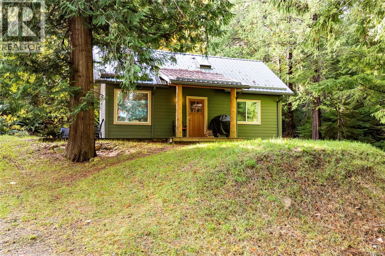 403 Whaletown Rd, Cortes Island, BC V0P 1Z0