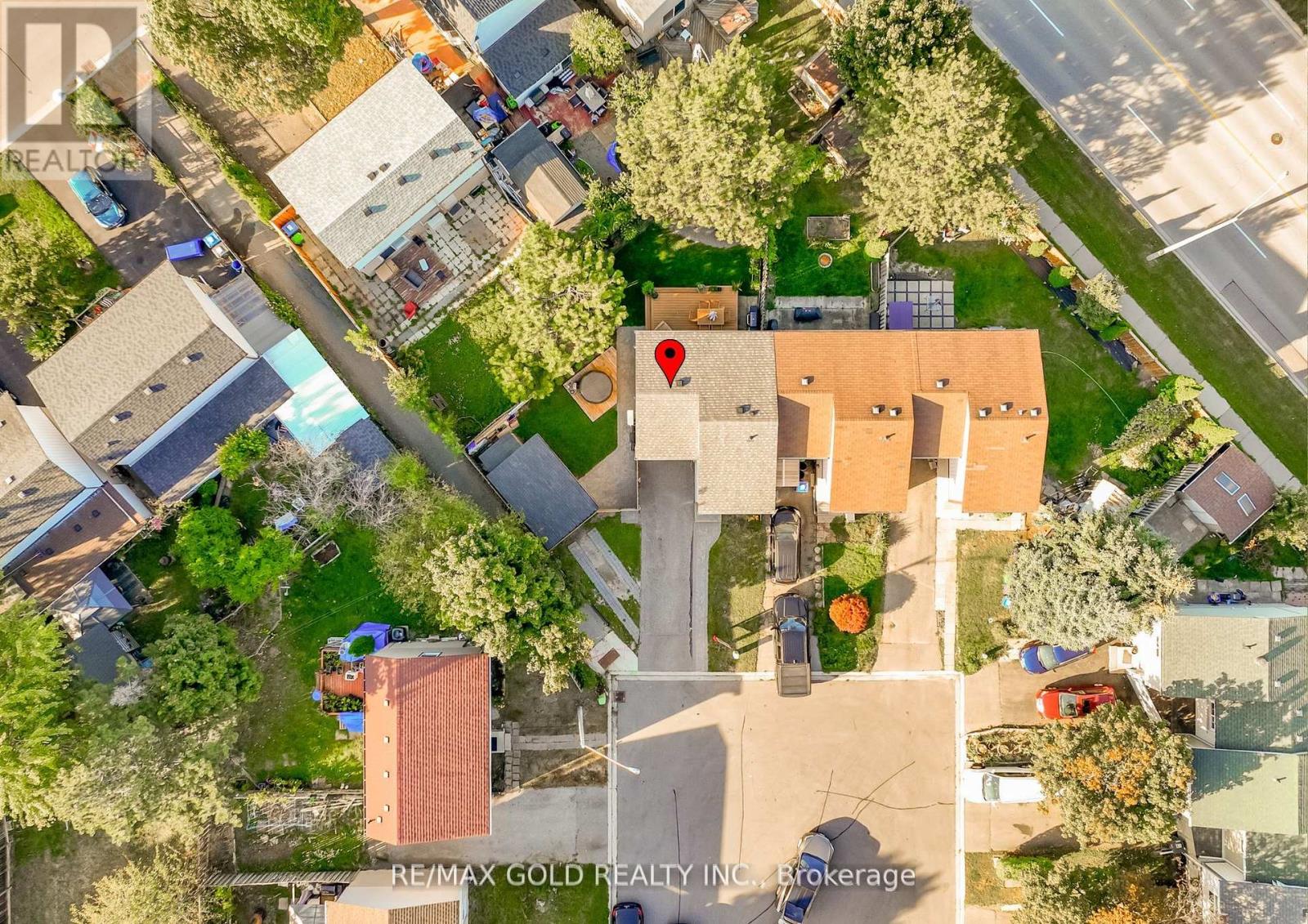 18 Juliette Sq, Brampton, ON L6S 2M6