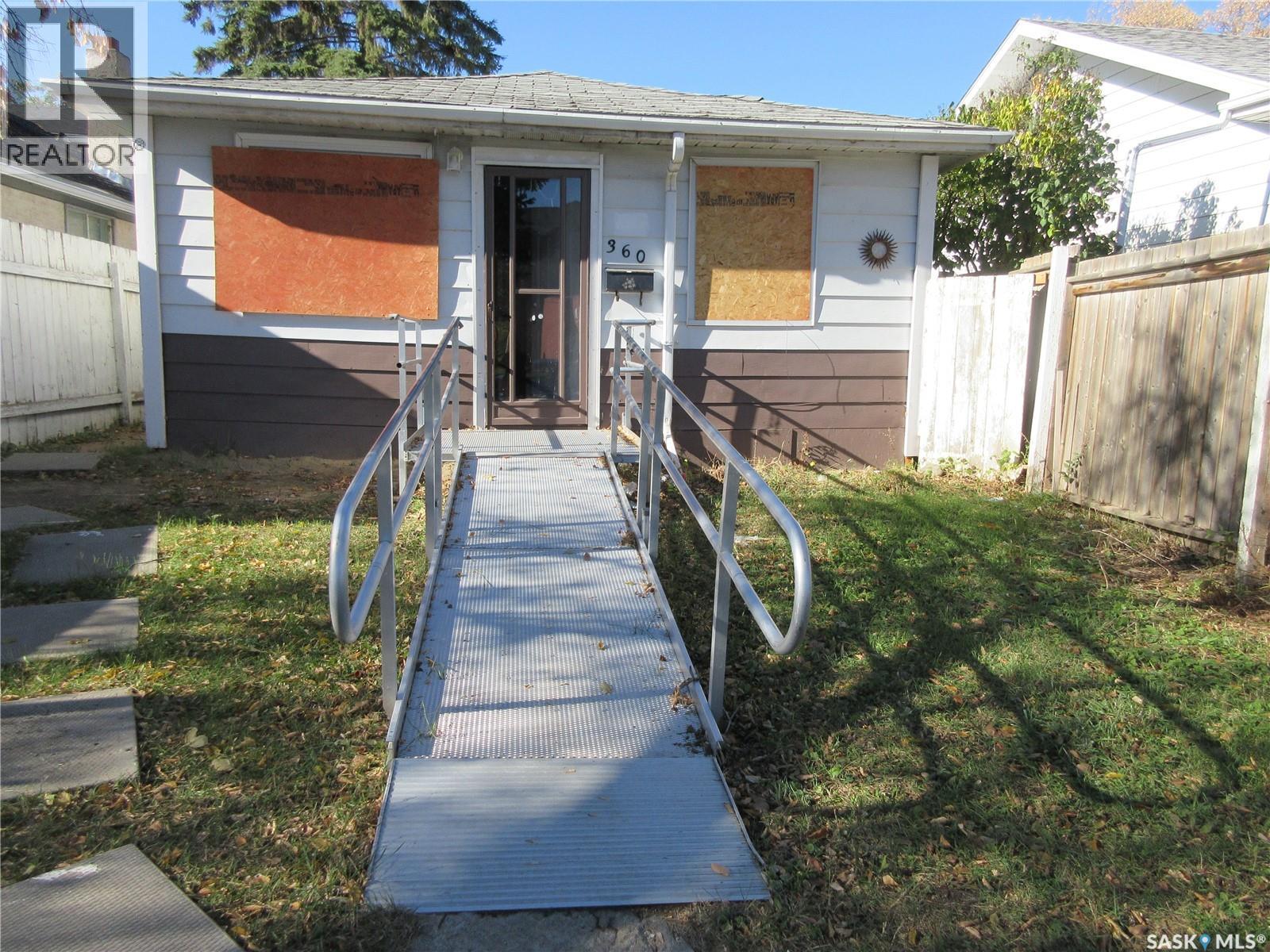 360 Rose St, Regina, SK S4R 1Z2