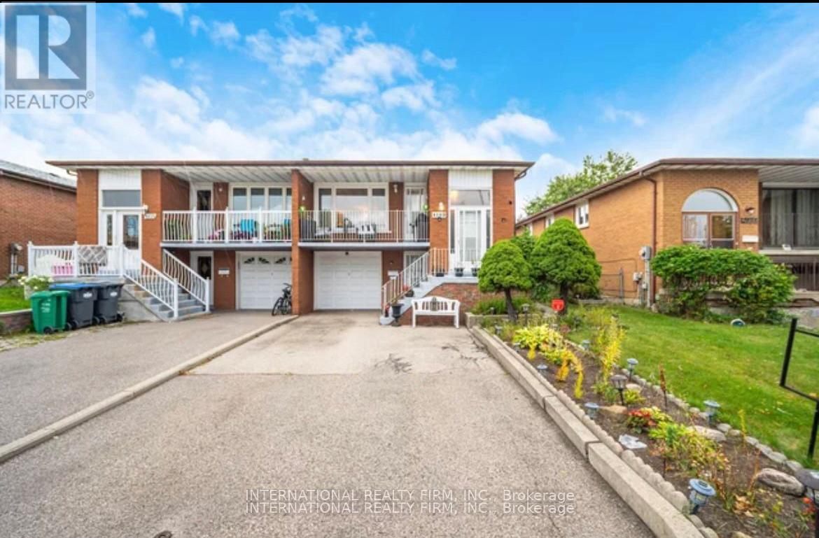 4103 Clevedon Dr, Mississauga, ON L4Z 1J4