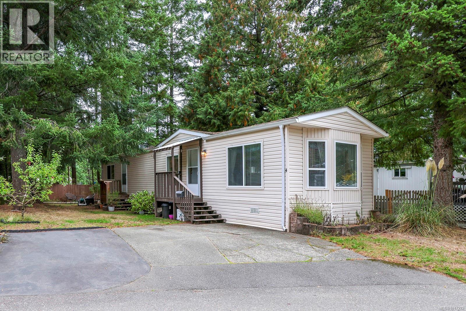 1640 Anderton Rd Unit 4 Rd, Comox, BC V9M 4A5