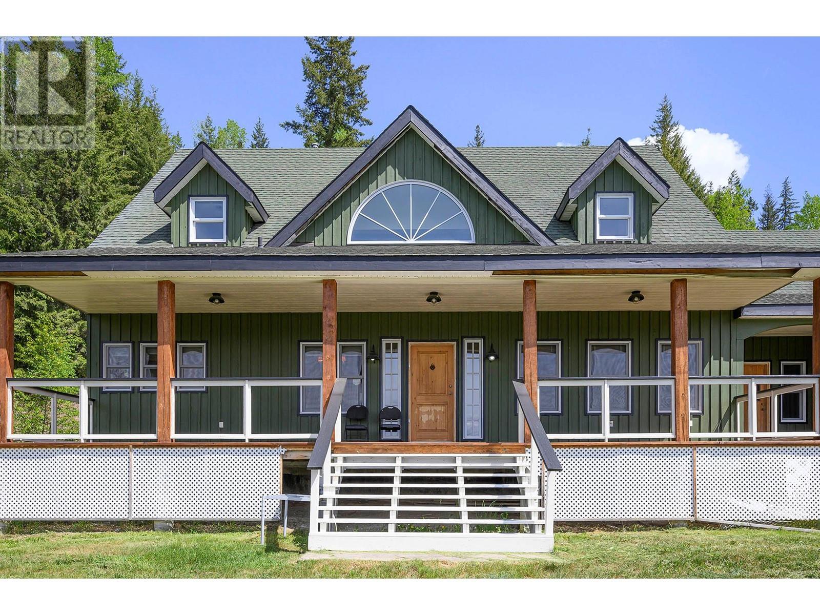 405 Raft West Fsr Rd, Clearwater, BC V0E 1N1