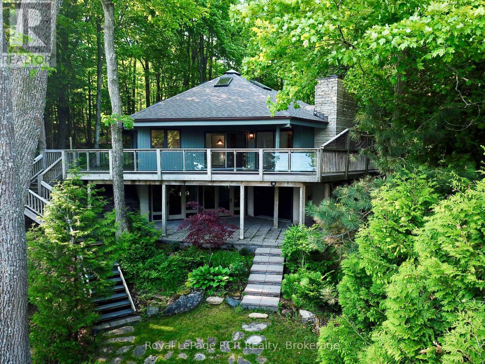 15 Georgian Dr, Northern Bruce Peninsula, ON N0H 1W0