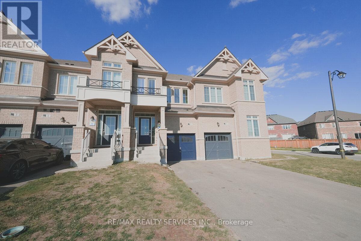 3 Sparrowbrook St, Caledon, ON L7C 4B2