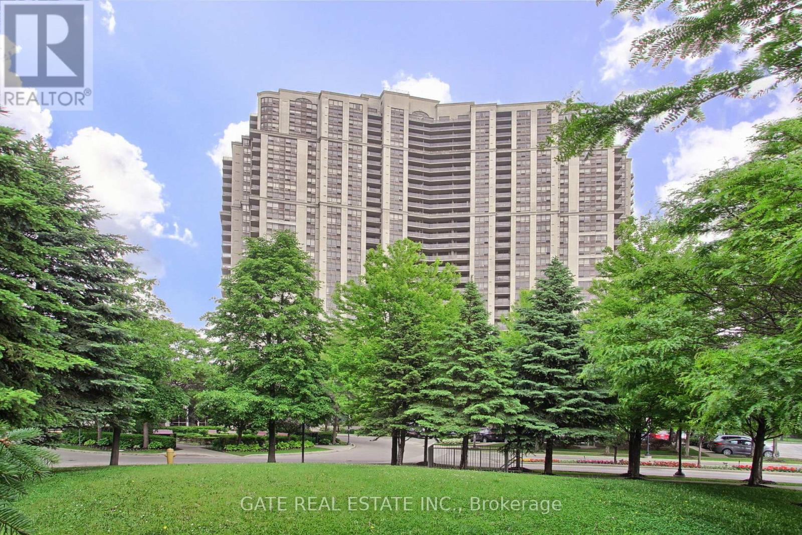700 Humberwood Blvd Ph31 Blvd, Toronto, ON M9W 7J4