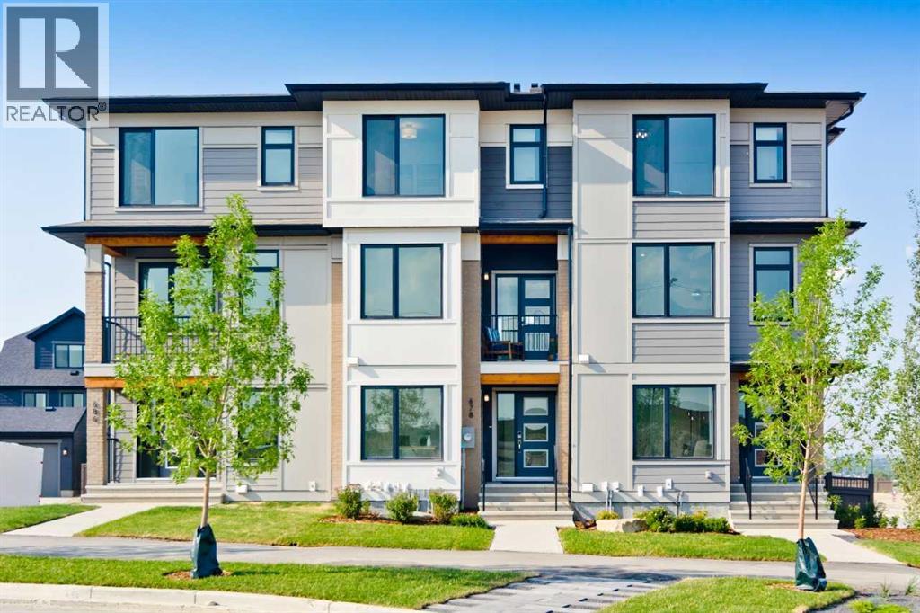 782 Alpine Ave SW, Calgary, AB T2Y 0T1