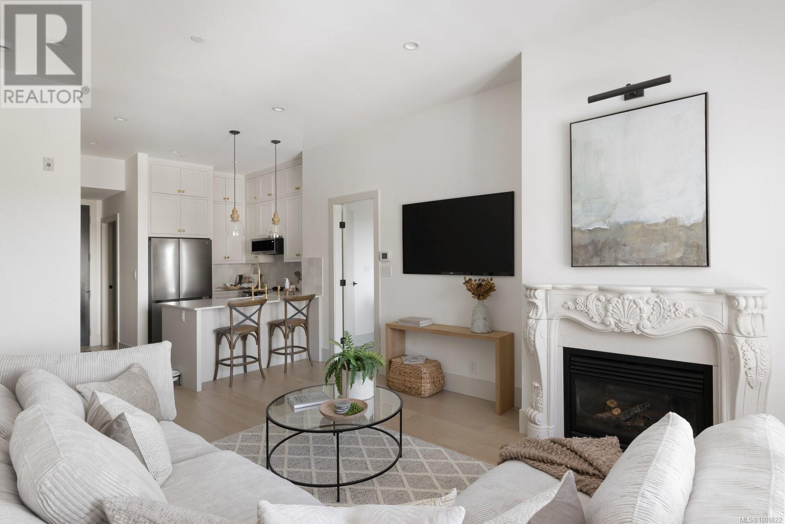 1335 Bear Mountain Pkwy Unit 403 Pkwy, Langford, BC V9B 6T9
