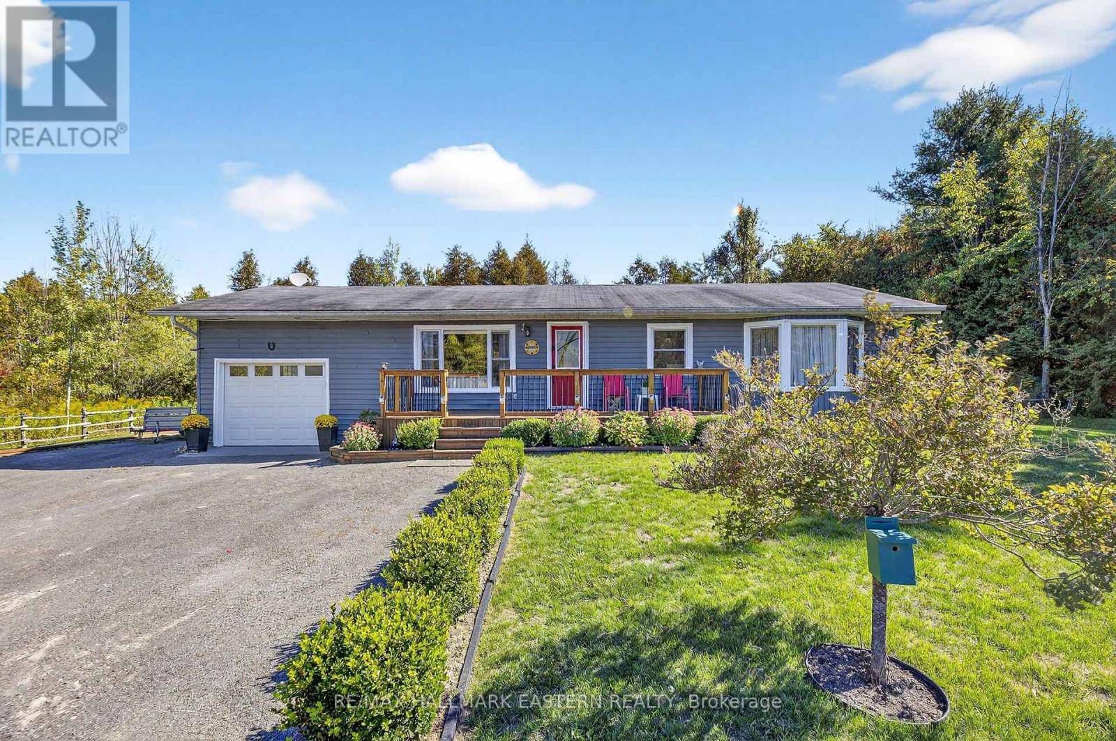 4379 Highway 28, Selwyn, ON K0L 2H0