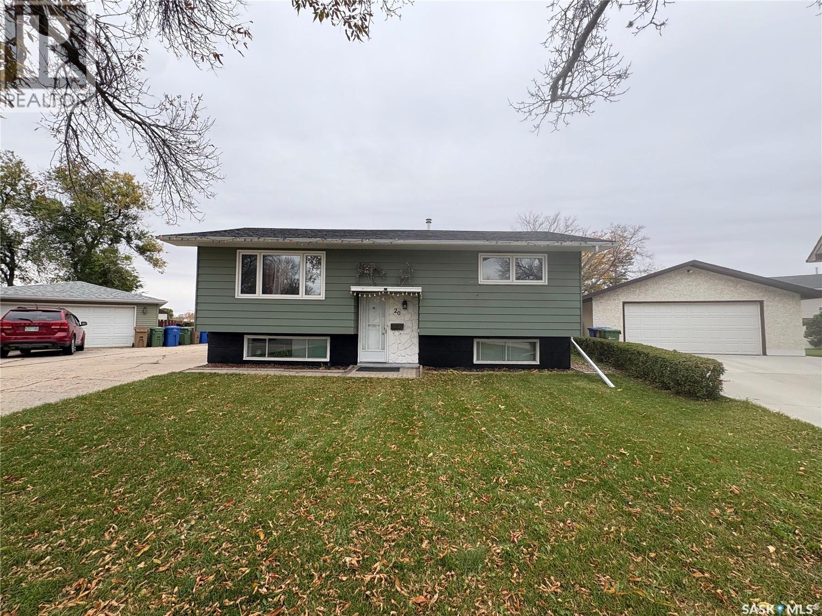 26 Bedford Cres, Regina, SK S4N 1M8
