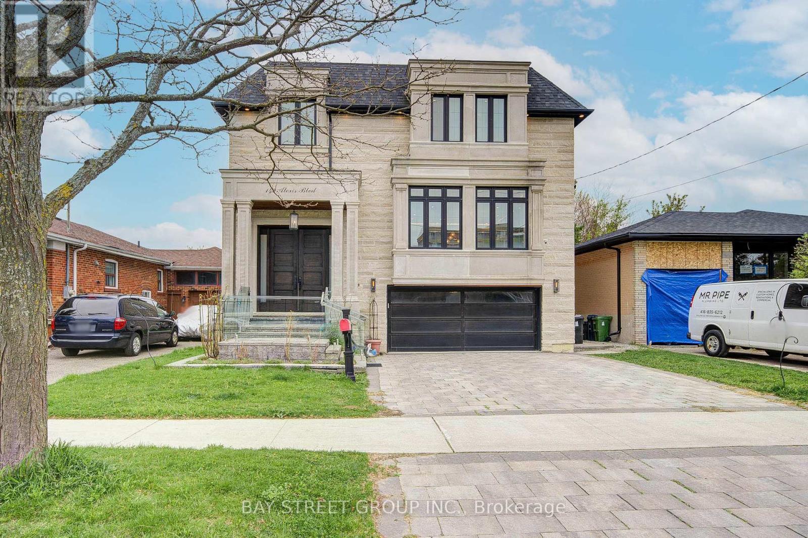 149 Alexis Blvd, Toronto Clanton Park, ON M3H 2R1