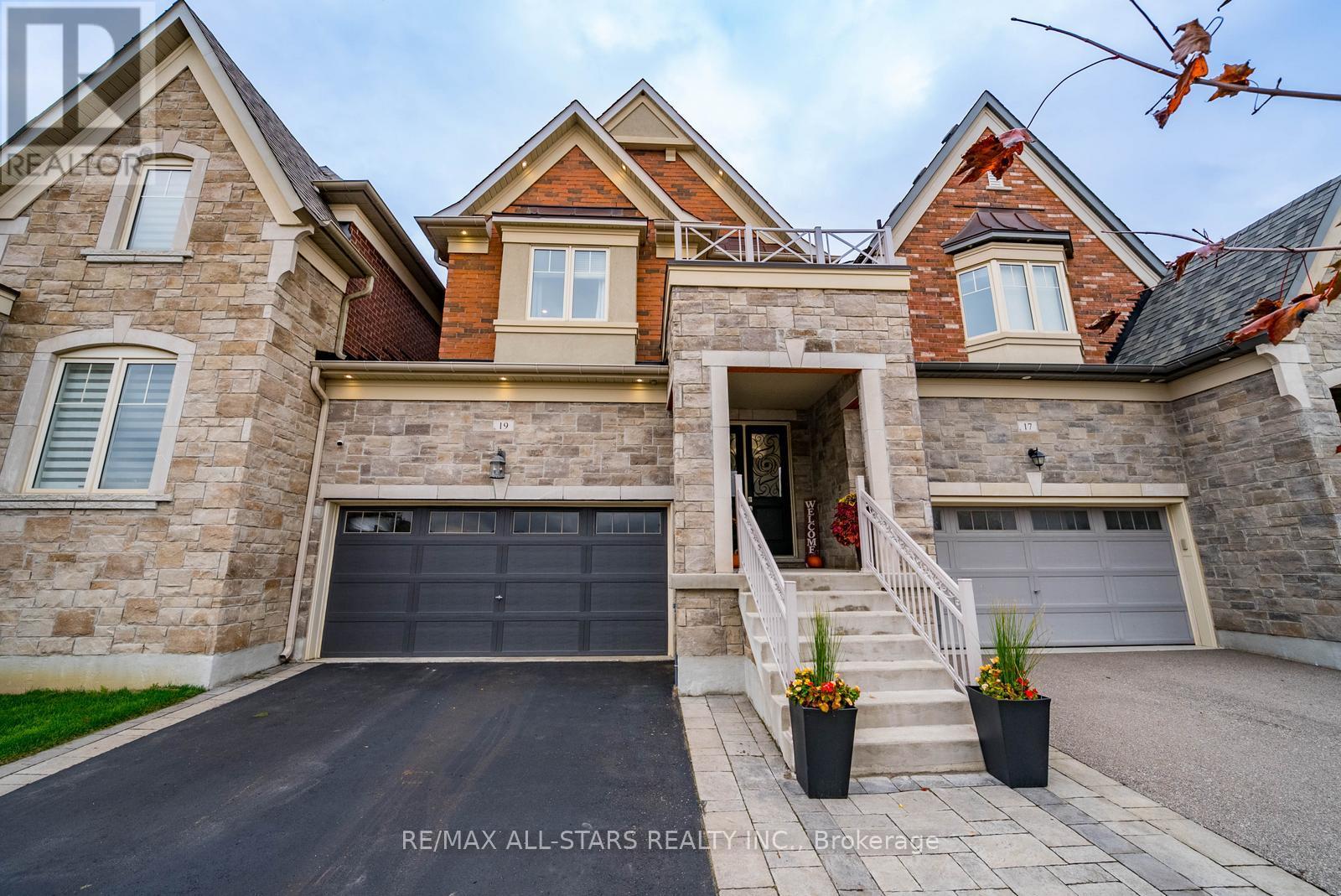 19 Kettle Valley Trl, King, ON L0G 1N0