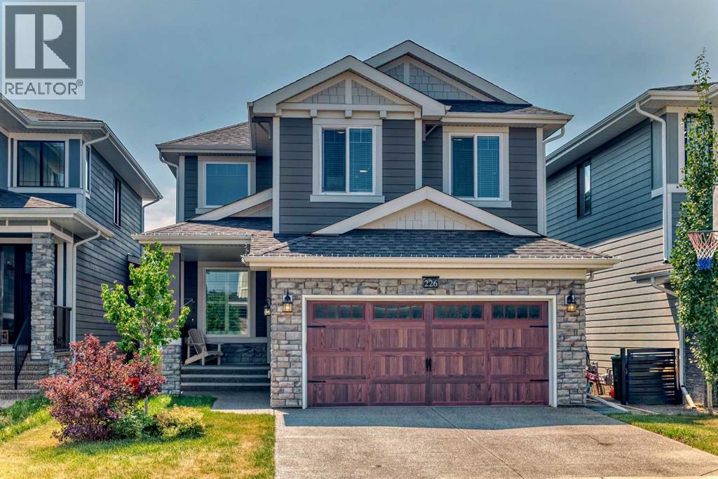 226 W Grove Pt SW, Calgary, AB T3H 1Y7