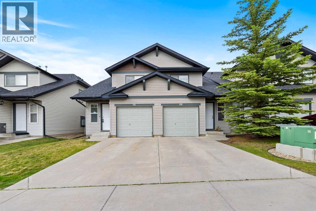 90 Panatella Villas NW, Calgary, AB T3K 0G6