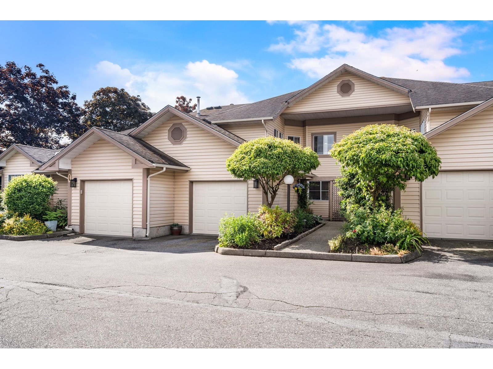 6140 192 Street Unit 30, Surrey, BC V3S 7V7