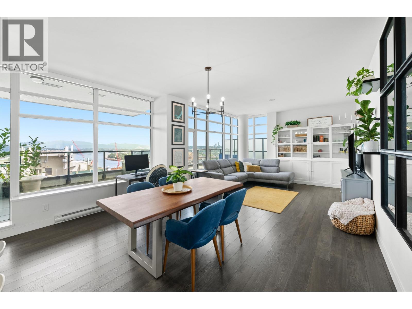 188 Agnes Street Unit 1801, New Westminster, BC V3L 0H6