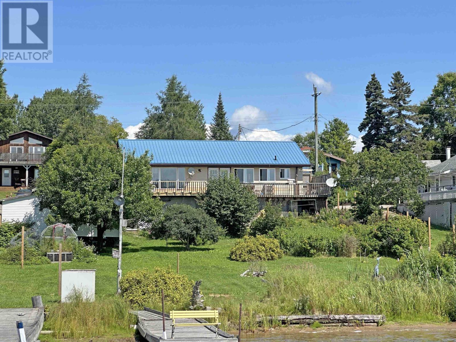 213 215 Main St, Rossport, ON P0T 2R0