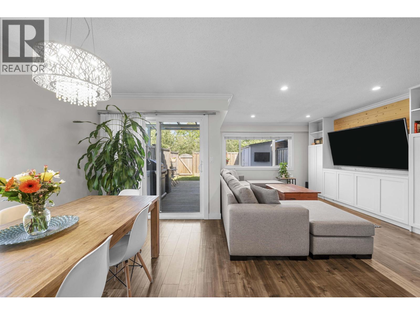 4800 Trimaran Dr, Richmond, BC V7E 4Y7