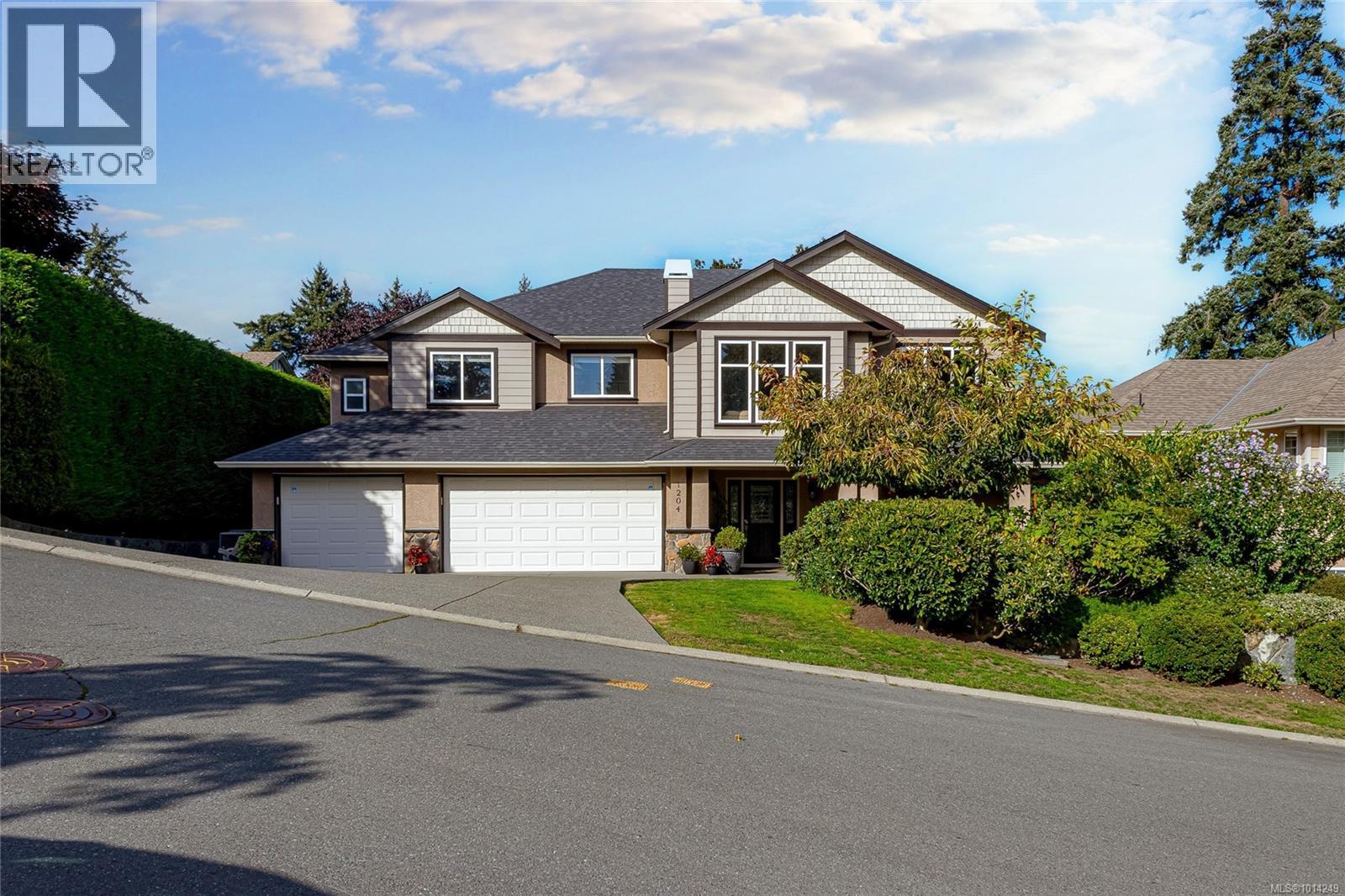 1204 Knockan Pl, Saanich, BC V8Z 7L5