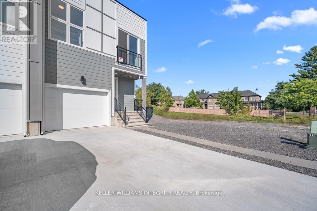 875 Contour Street #b, Ottawa, ON K1W 0G6