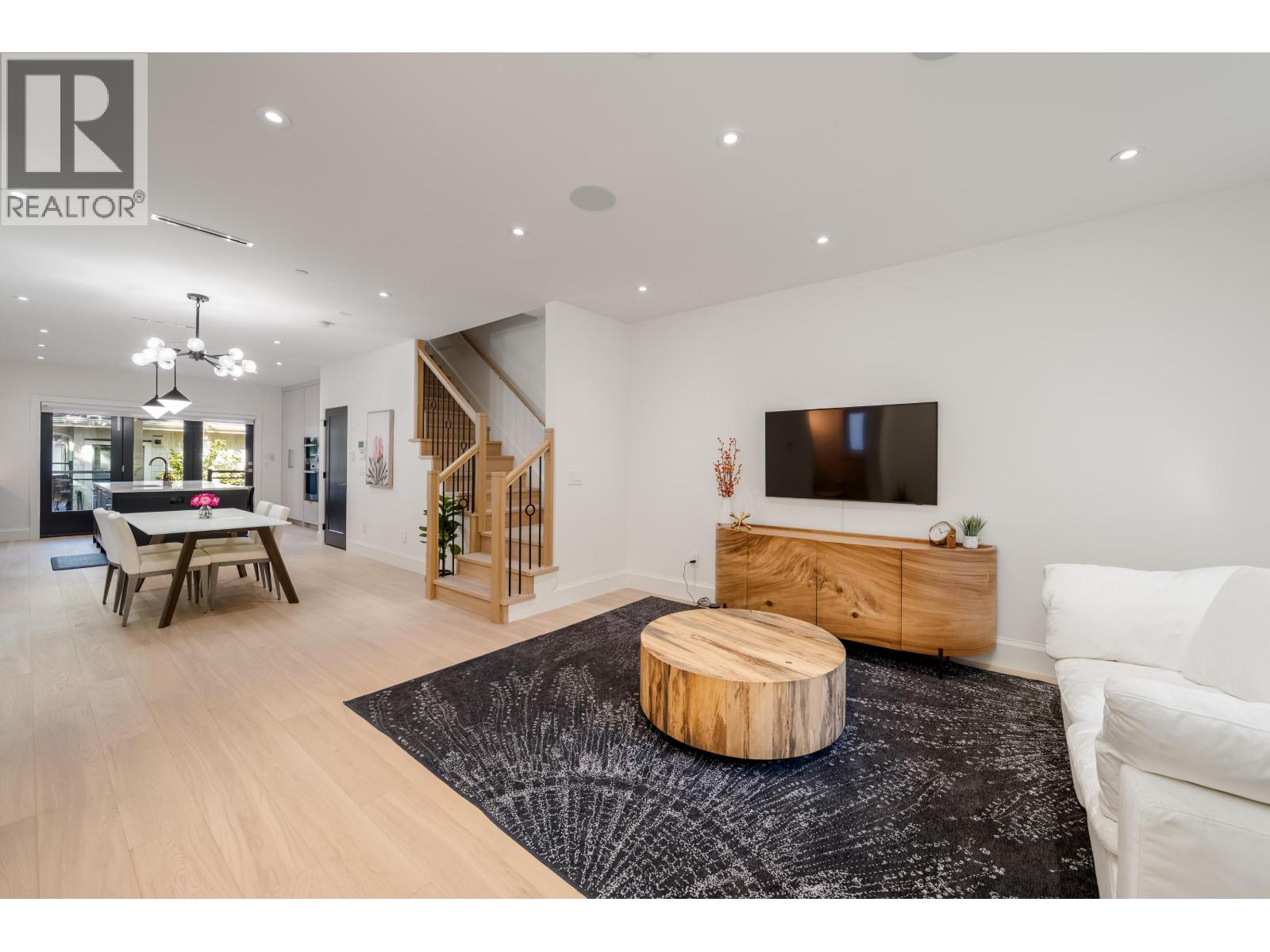3783 W 27th Ave, Vancouver, BC V6S 1R2