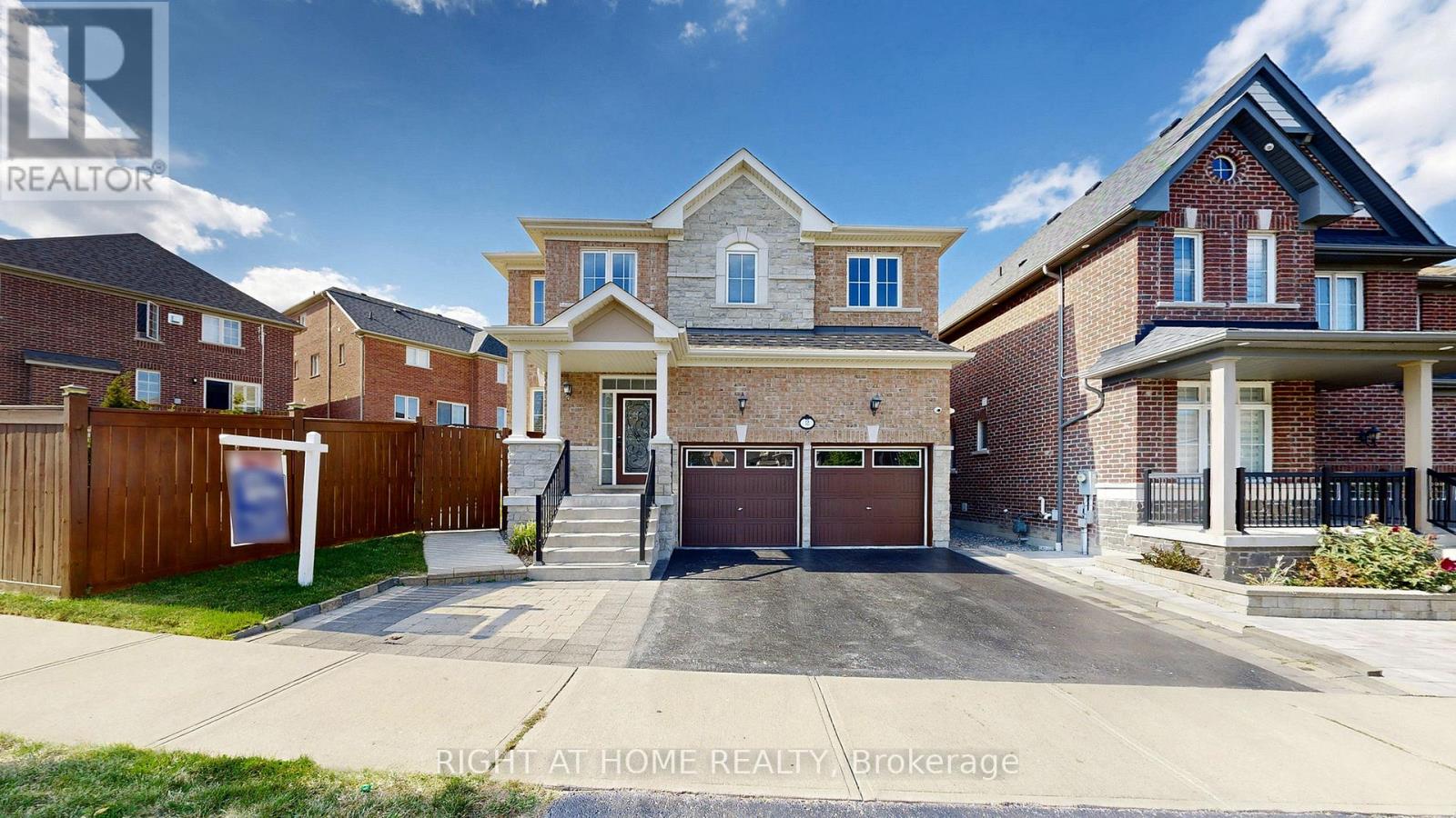 2 Mawby St, Ajax, ON L1T 0J9