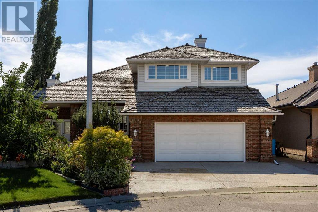21 Douglas Woods Mnr SE, Calgary, AB T2Z 2E7