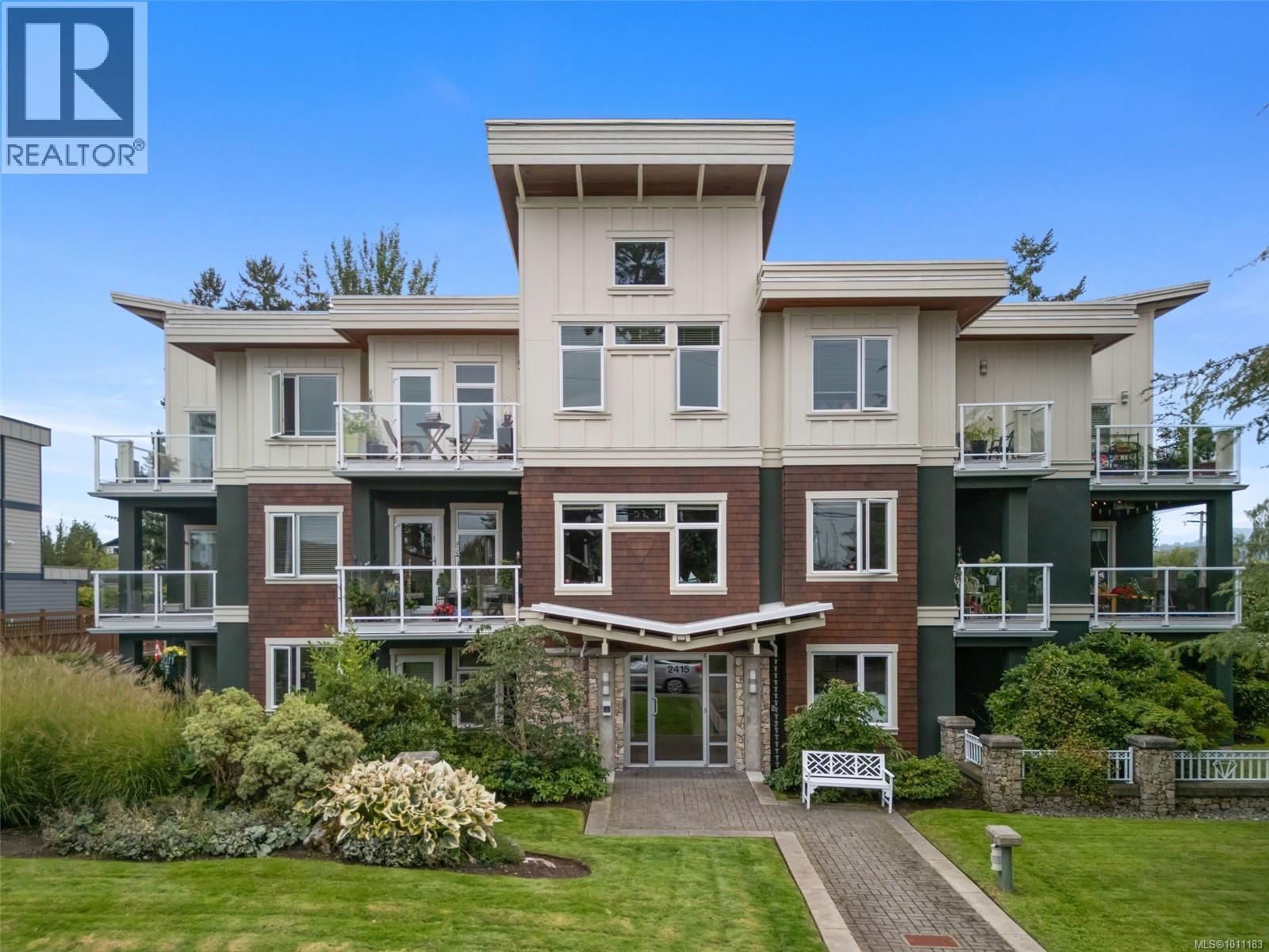 2415 Amherst Ave Unit 201 Ave, Sidney, BC V8L 2H1