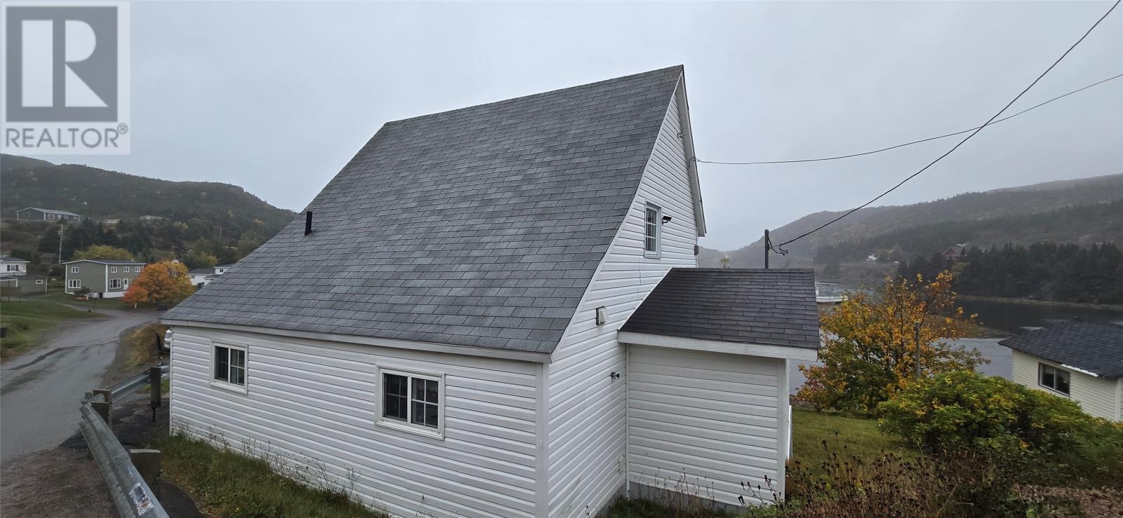 38 Southside Rd, Port Au Bras, NL A0E 1E0