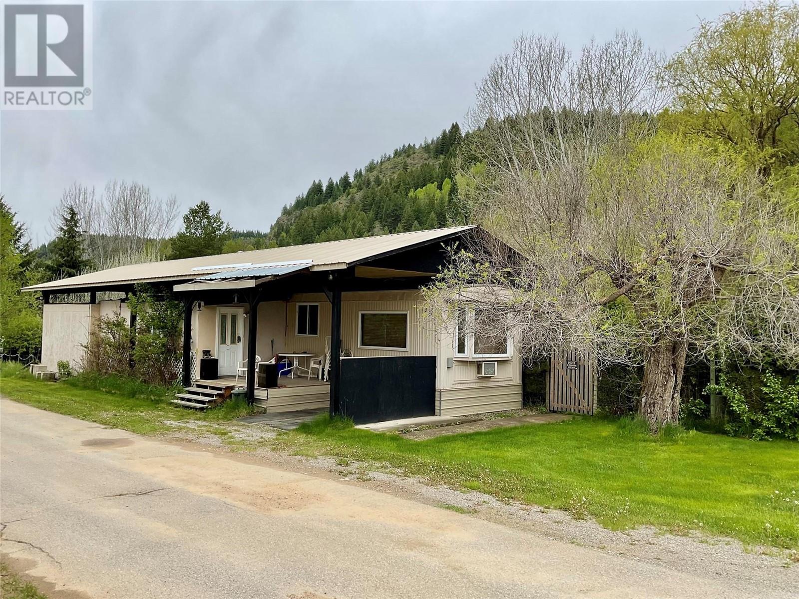 1380 Klondike St, Greenwood, BC V0H 1J0