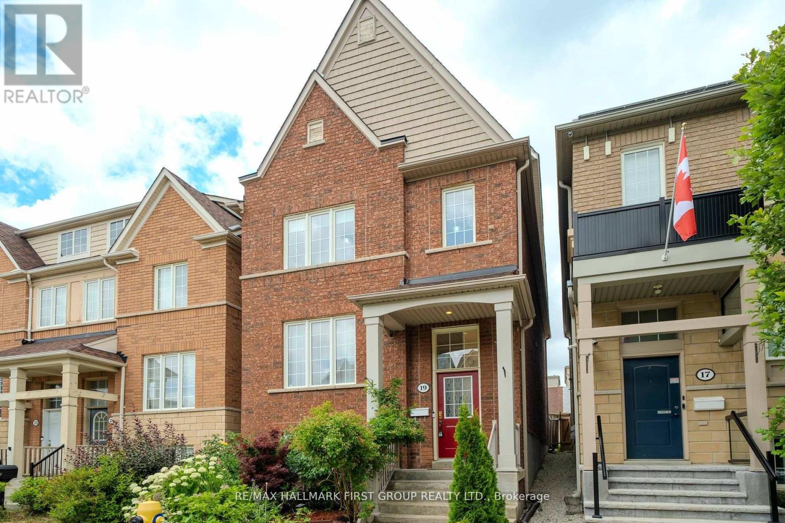 19 Kidd Ter, Toronto, ON M3J 3S9