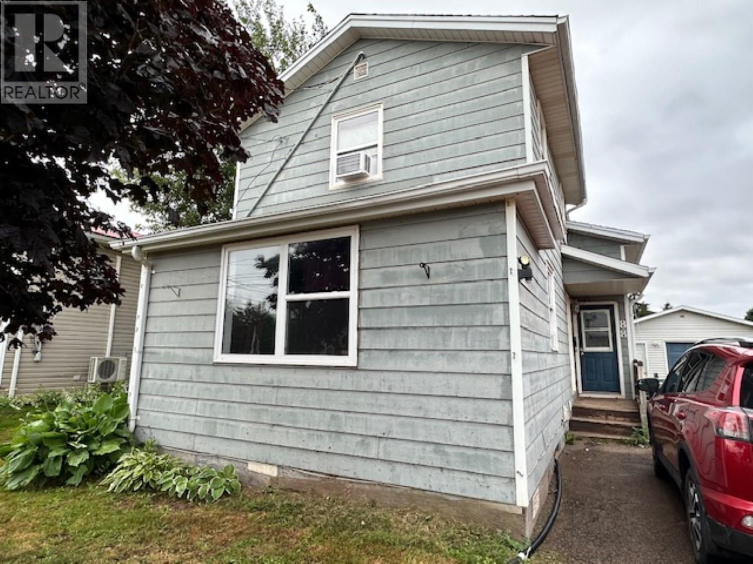 88 Ottawa St, Summerside, PE C1N 1W3