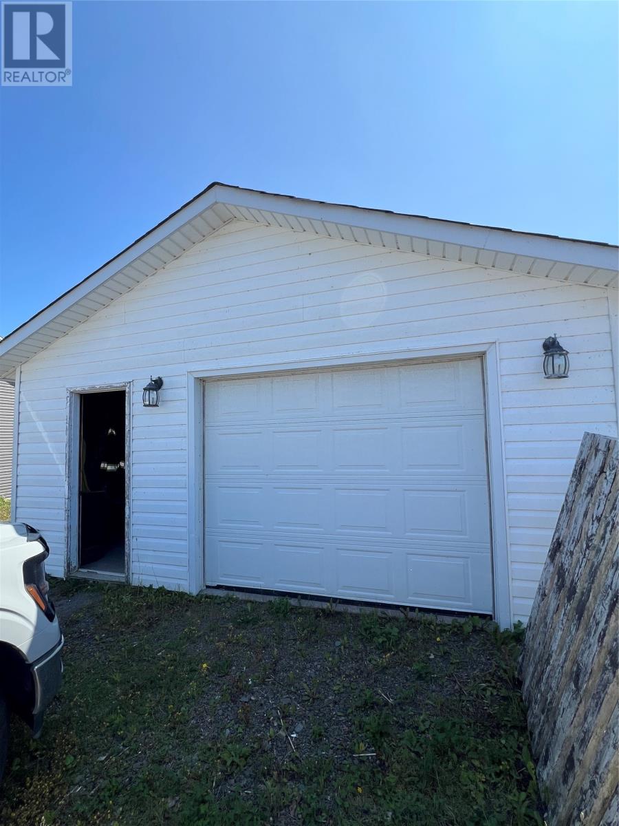 13 Monkstown Rd, Arnold's Cove, NL A0B 1A0
