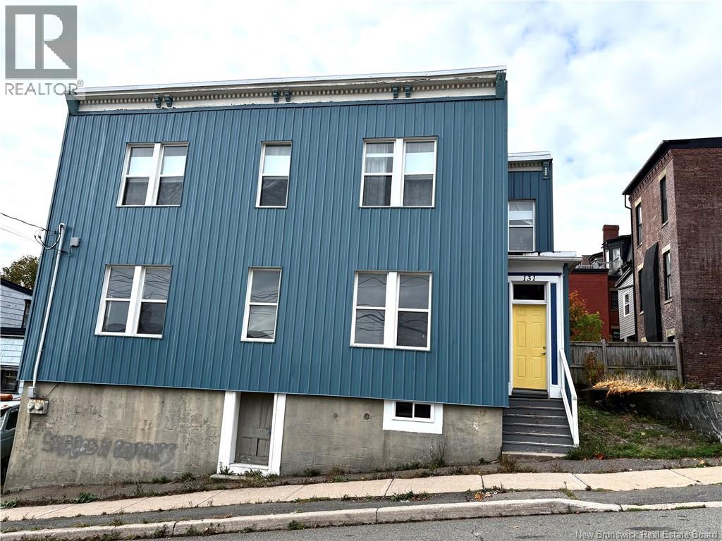 131 Wentworth St, Saint John, NB E2L 2S7