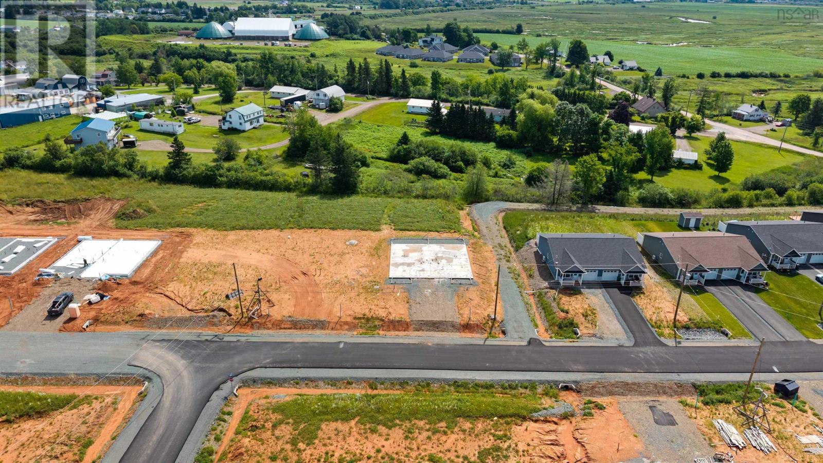 24 Summer Hl Pl, Upper Onslow, NS B6L 0G9