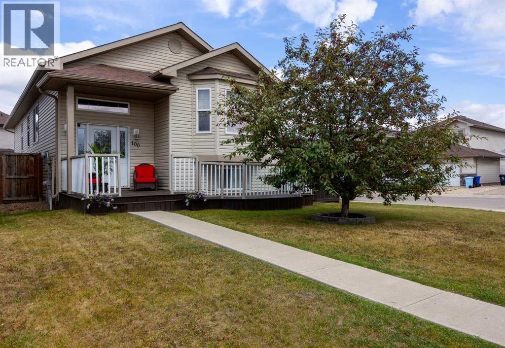 100 Honeysuckle Way, Fort Mcmurray, AB T9K 0M7