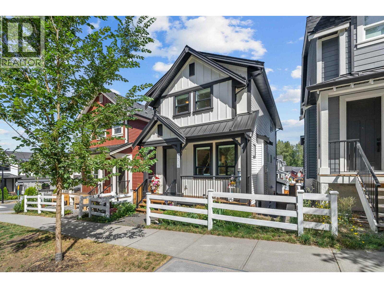 25065 112 Avenue, Maple Ridge, BC V2W 1Z6