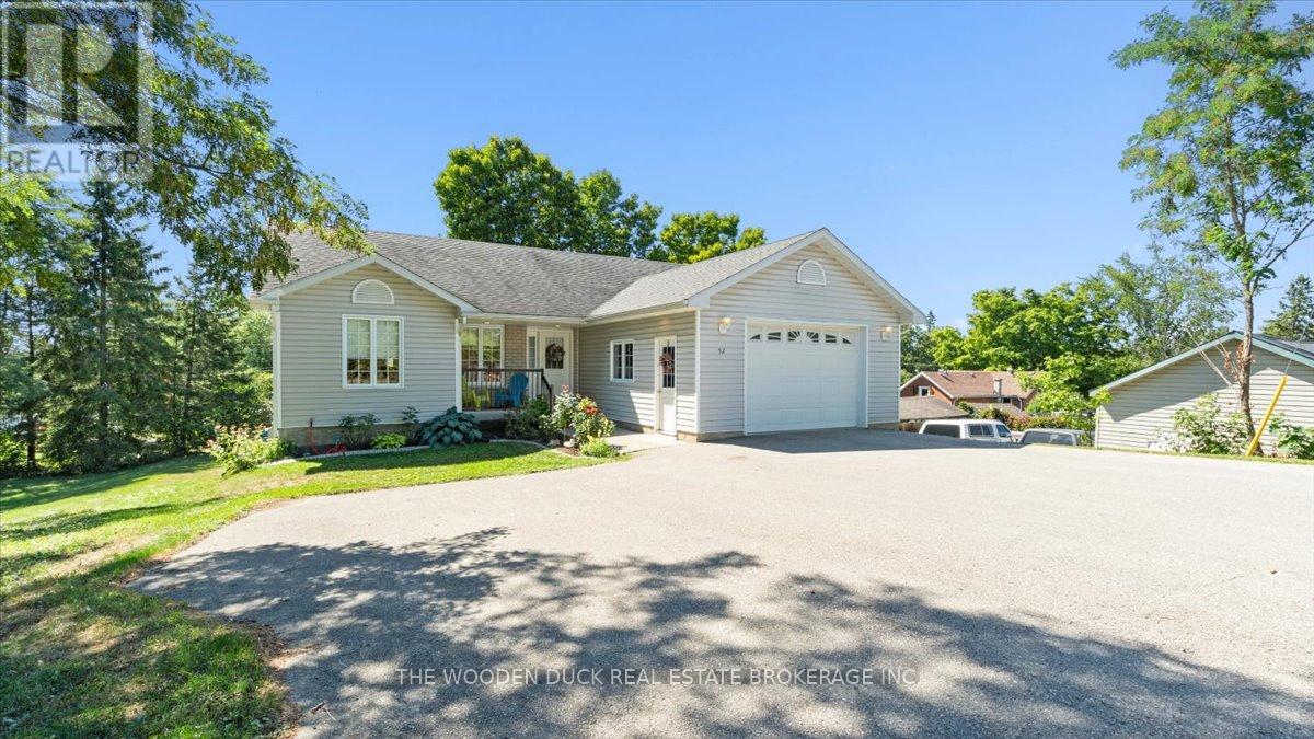 52 Horace Ave, Centre Hastings, ON K0K 2K0